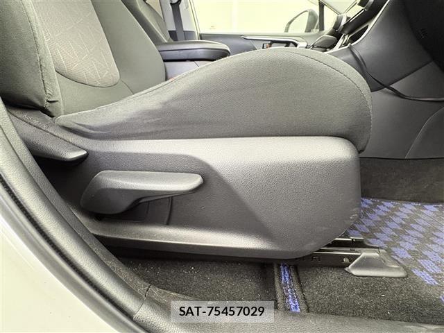 Toyota RAV4 2019 8709306-4
