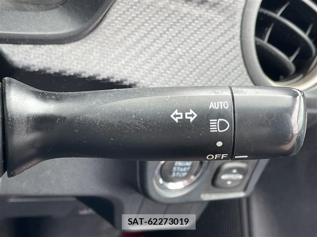 Toyota COROLLA FIELDER 2012 8893303-5