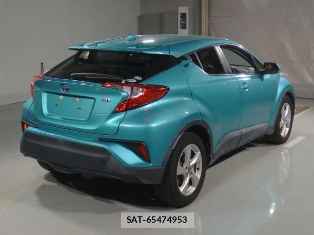 Toyota C-HR 2017 8768455-1