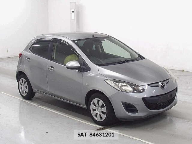 Mazda DEMIO 2013 8907581-0