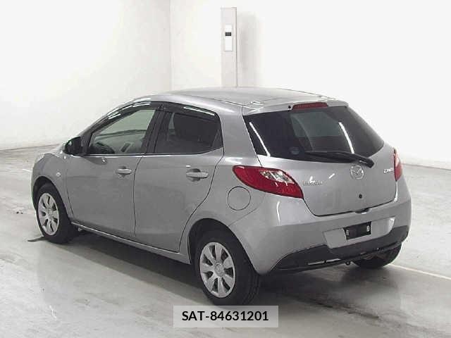 Mazda DEMIO 2013 8907581-1