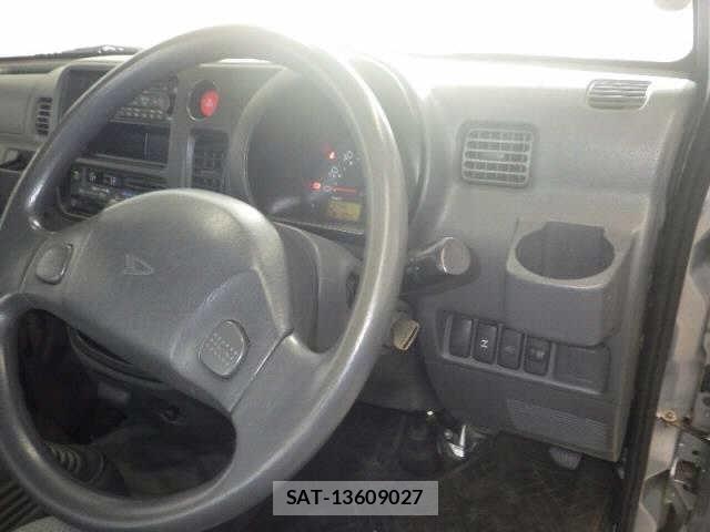 Daihatsu HIJET TRUCK 2009 8689104-7