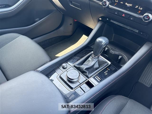 Mazda MAZDA3 2022 8909289-6