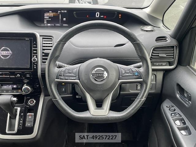 Nissan SERENA 2017 8926089-17