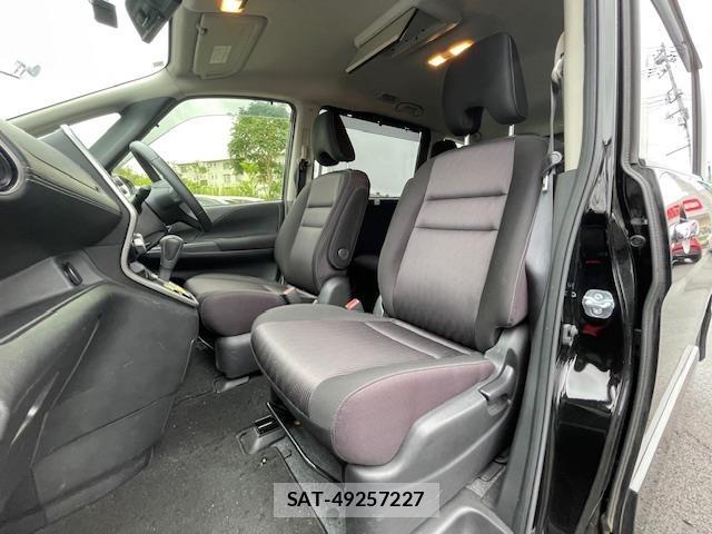 Nissan SERENA 2017 8926089-22