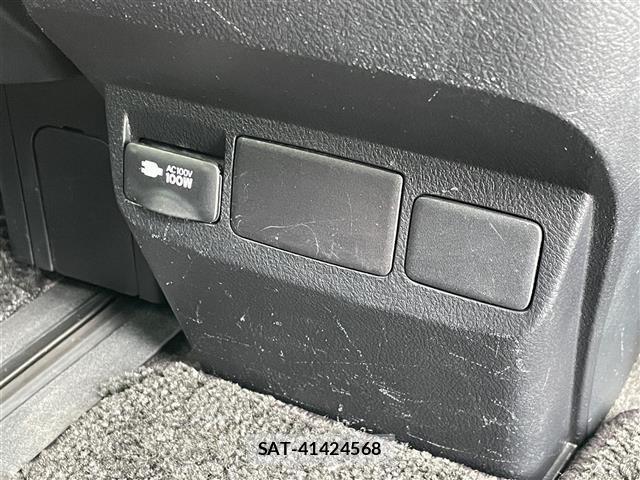 Toyota VELLFIRE 2017 8905005-11