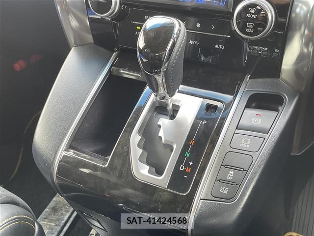 Toyota VELLFIRE 2017 8905005-5