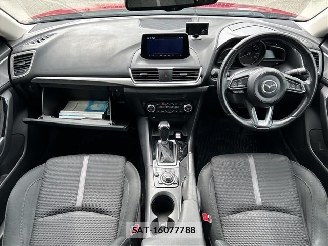 Mazda AXELA 2017 8911700-4