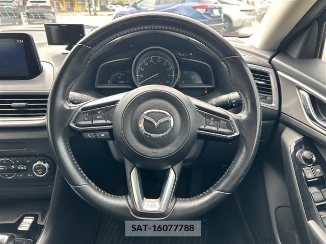 Mazda AXELA 2017 8911700-6