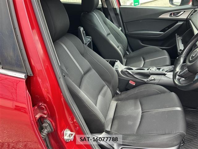 Mazda AXELA 2017 8911700-8