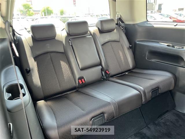 Nissan ELGRAND 2025 8689695-12