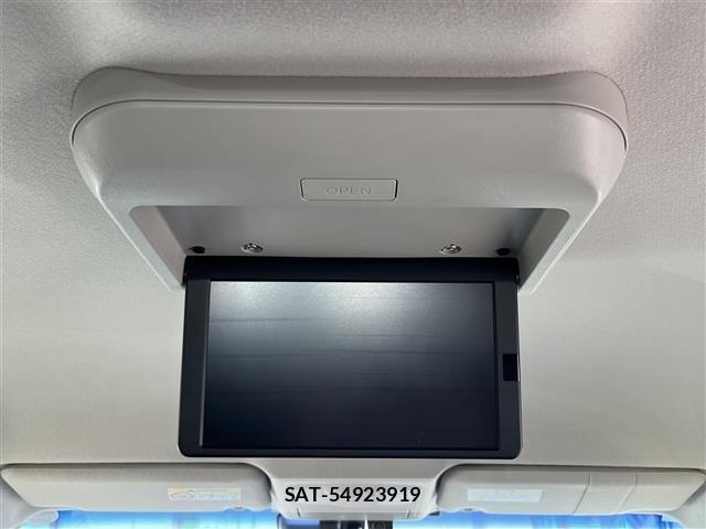 Nissan ELGRAND 2025 8689695-18