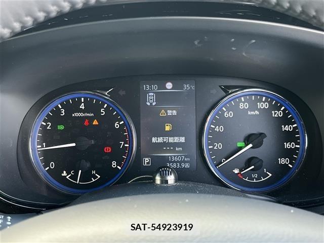Nissan ELGRAND 2025 8689695-6
