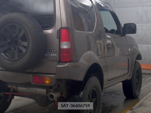 Suzuki JIMNY SIERRA 2013 8916132-5