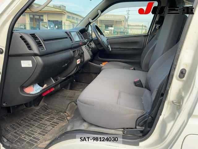 Toyota HIACE VAN 2014 8677749-3