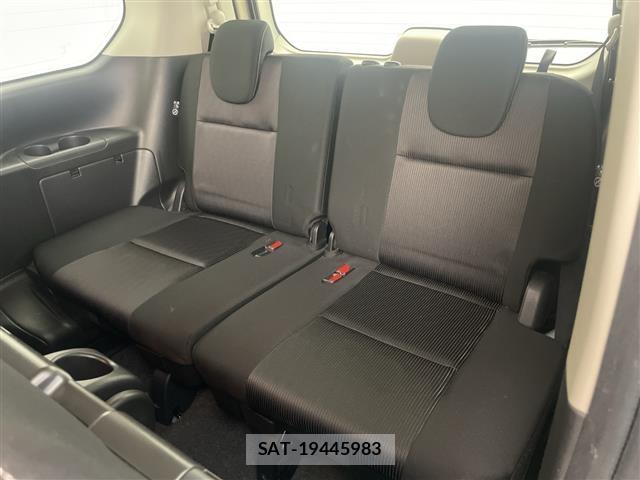 Nissan SERENA 2018 8926113-10