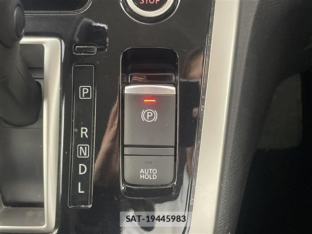 Nissan SERENA 2018 8926113-21