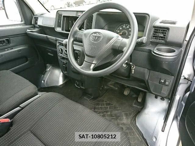 Toyota PIXIS VAN 2020 8863340-3