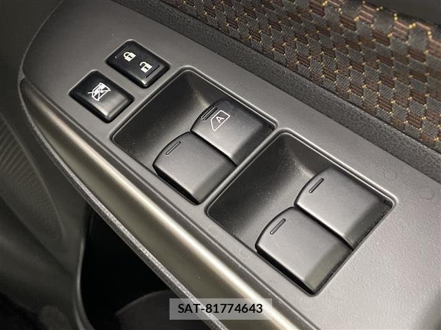 Nissan NOTE 2014 8693284-8