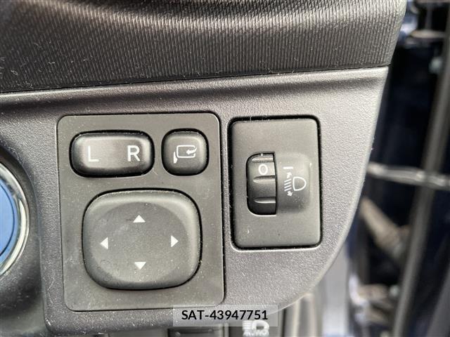 Toyota AQUA 2018 8705591-21