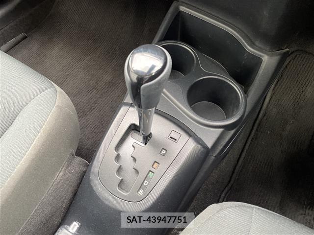 Toyota AQUA 2018 8705591-3
