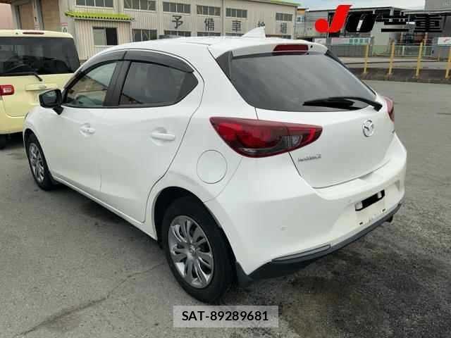Mazda MAZDA2 2019 8909943-1