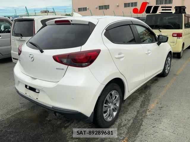 Mazda MAZDA2 2019 8909943-6