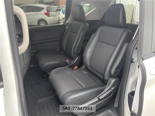Honda FREED 2022 8684465-6
