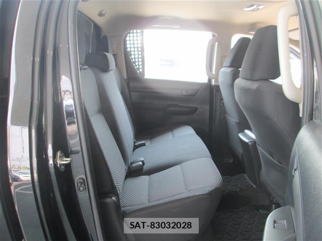 Toyota HILUX 2018 8682882-4