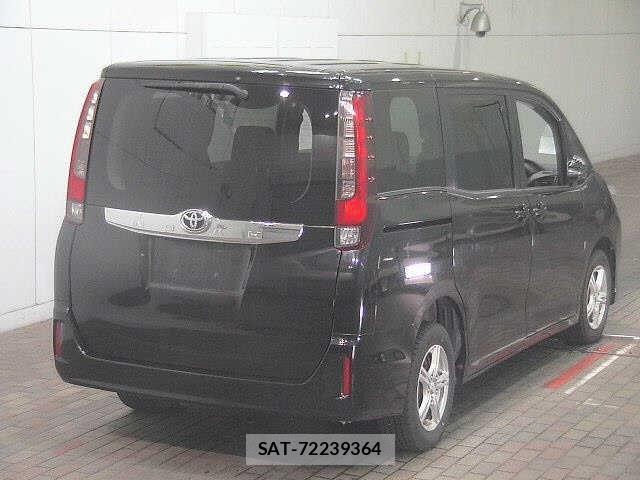 Toyota NOAH 2014 8706046-5