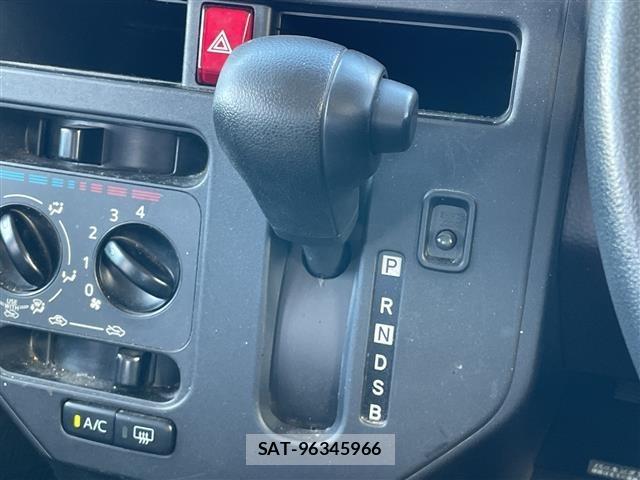 Toyota ROOMY 2017 8914542-5