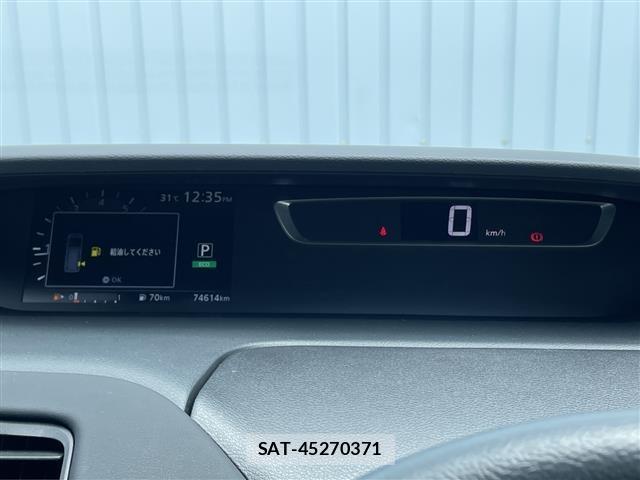 Nissan SERENA 2018 8671608-1