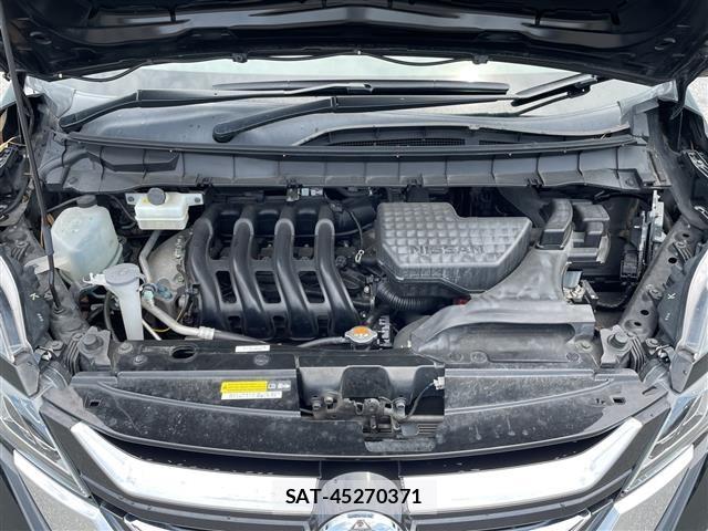 Nissan SERENA 2018 8671608-15