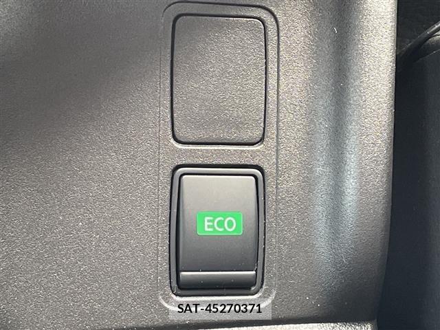 Nissan SERENA 2018 8671608-23