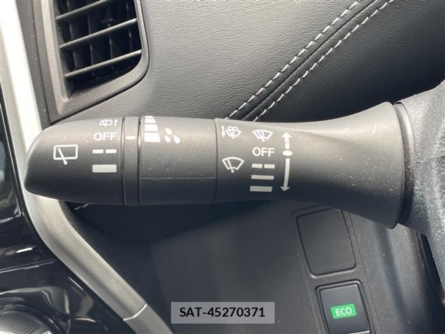 Nissan SERENA 2018 8671608-7