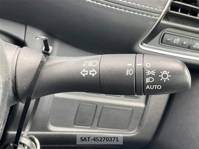Nissan SERENA 2018 8671608-9