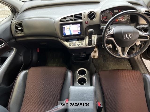 Honda STREAM 2014 8931268-5
