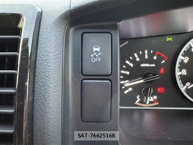 Toyota HIACE VAN 2023 8910511-2