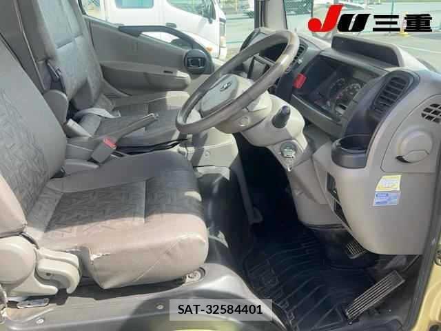 Nissan ATLAS 2013 8894987-4