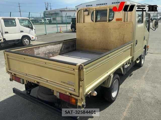 Nissan ATLAS 2013 8894987-6