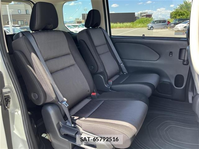 Nissan SERENA 2019 8671611-11