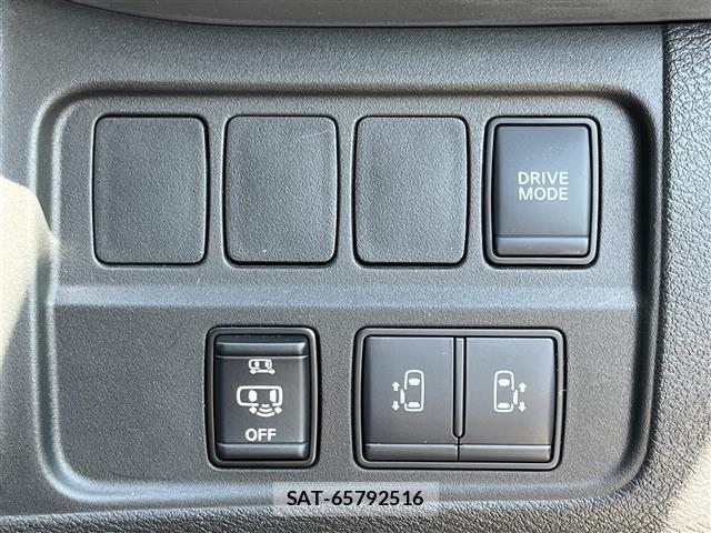 Nissan SERENA 2019 8671611-21