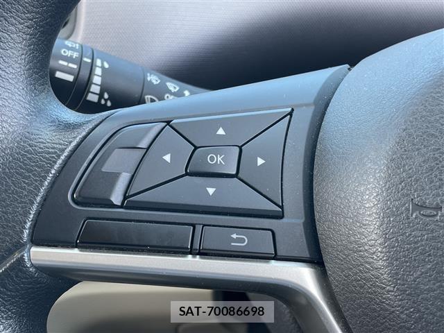 Nissan SERENA 2018 8671612-10