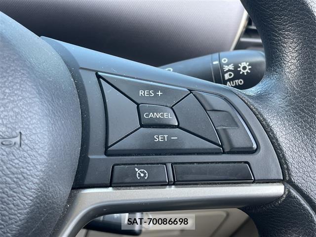 Nissan SERENA 2018 8671612-11