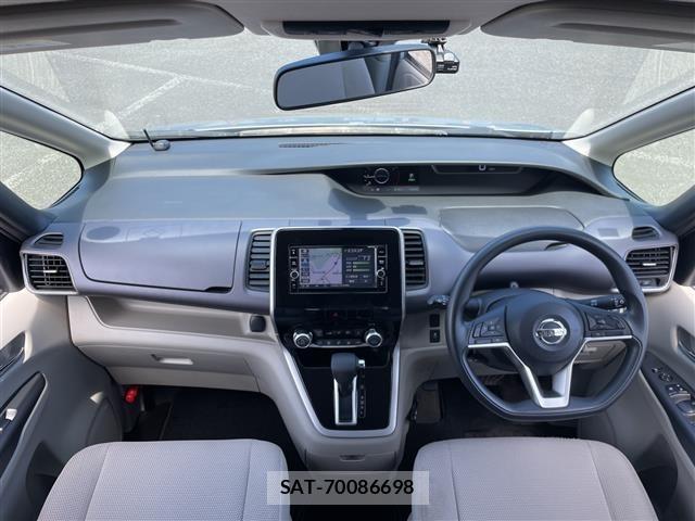 Nissan SERENA 2018 8671612-14