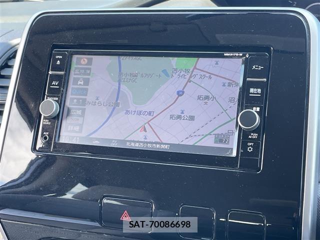 Nissan SERENA 2018 8671612-16