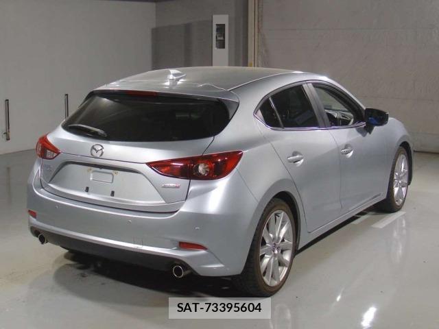Mazda AXELA 2017 8853648-1