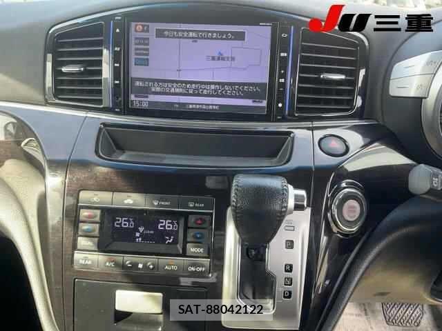 Nissan ELGRAND 2013 8908907-11