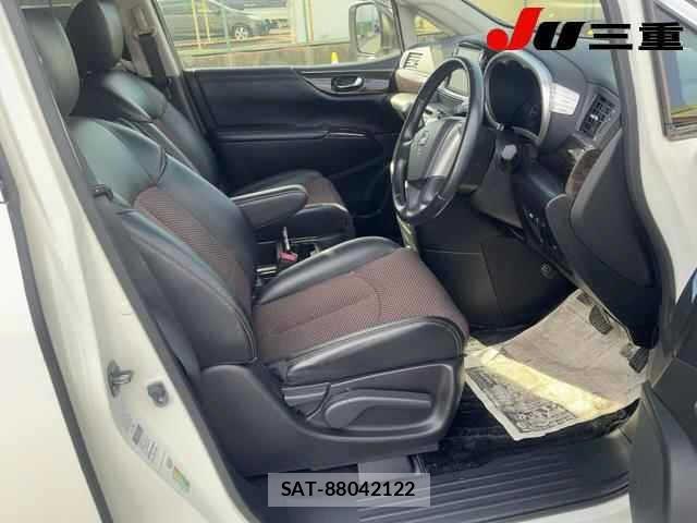 Nissan ELGRAND 2013 8908907-4
