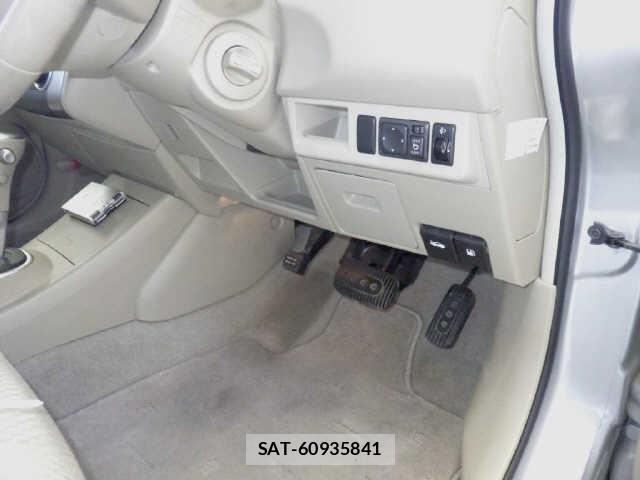Nissan TIIDA 2009 8919860-6